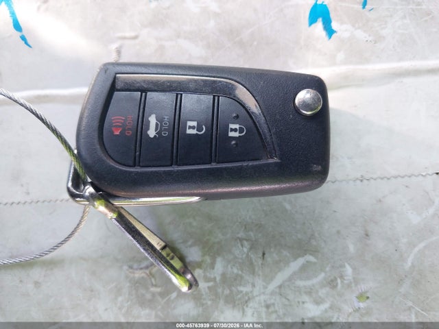 5YFEPMAE1MP204580 Toyota COROLLA LE