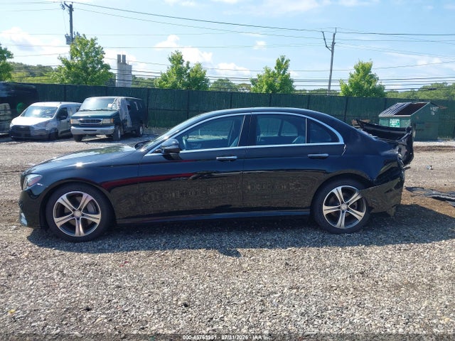 Продаж на аукціоні авто 2017 Mercedes-benz E 300 4matic, vin: WDDZF4KBXHA102414, номер лоту: 45763951
