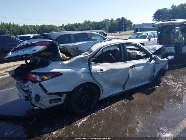 45763972 :رقم المزاد ، 4T1T11AK1NU044813 vin ، 2022 Toyota Camry Se مزاد بيع