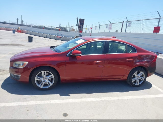 45764029 :رقم المزاد ، YV1612FS9E2295813 vin ، 2014 Volvo S60 T5 Platinum مزاد بيع