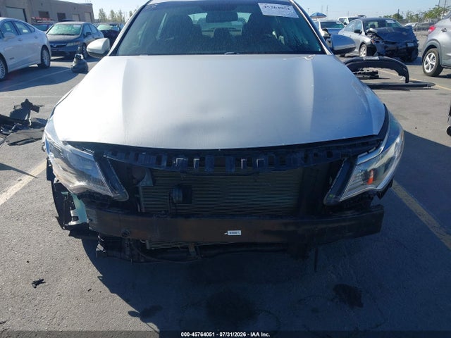 KNAGT4L38H5132826 KIA Optima Lx