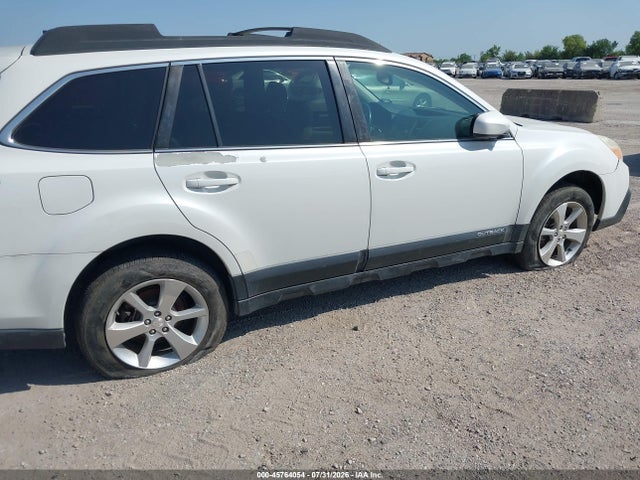 Aukcja sprzedaży 2014 Subaru Outback 2.5i Limited, vin: 4S4BRCLC6E3316381, numer aukcji: 45764054