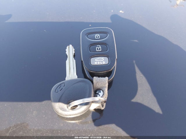 45764059 :رقم المزاد ، 5NPDH4AE0DH202695 vin ، 2013 Hyundai Elantra Gls مزاد بيع
