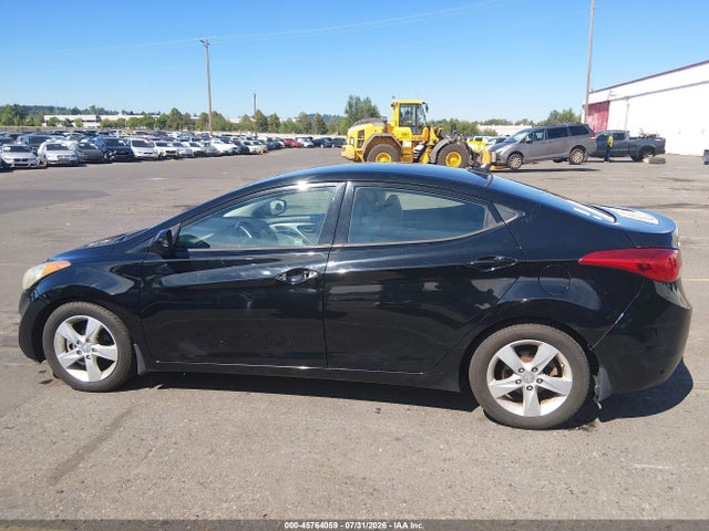 45764059 :رقم المزاد ، 5NPDH4AE0DH202695 vin ، 2013 Hyundai Elantra Gls مزاد بيع