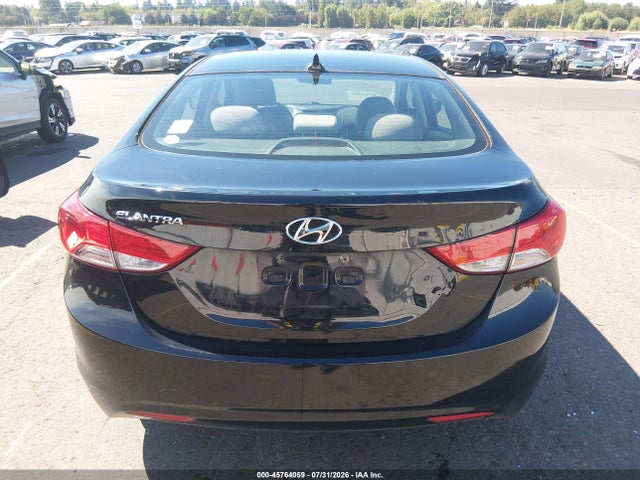 45764059 :رقم المزاد ، 5NPDH4AE0DH202695 vin ، 2013 Hyundai Elantra Gls مزاد بيع