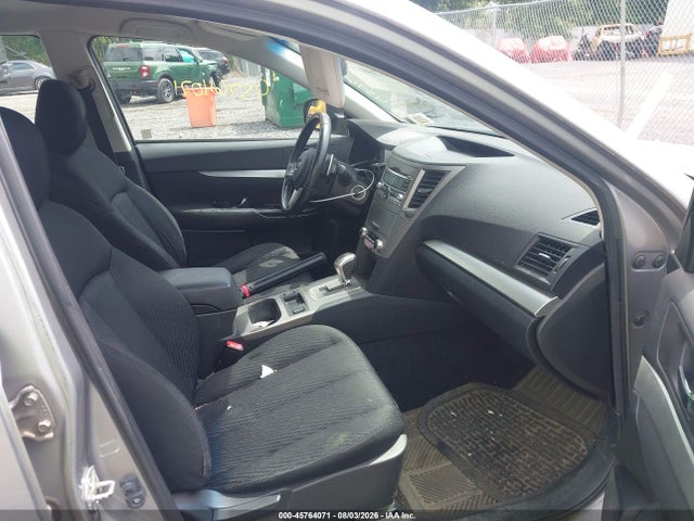 2010 Subaru Legacy 2.5i Premium მანქანა იყიდება აუქციონზე, vin: 4S3BMBC6XA3233652, აუქციონის ნომერი: 45764071