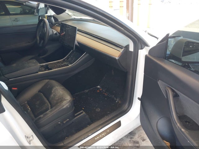 45764111 :رقم المزاد ، 5YJYGDEE3LF058197 vin ، 2020 Tesla Model Y Long Range Dual Motor All-wheel Drive مزاد بيع