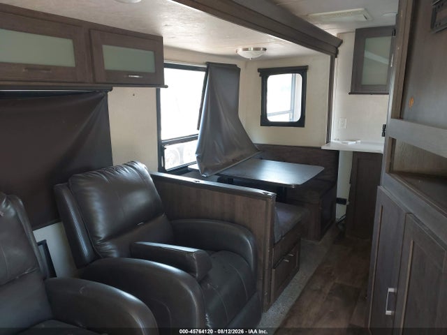 Forest River Salem 2018 4X4TSMD2XJA322225 Image 5