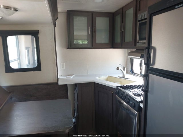 Forest River Salem 2018 4X4TSMD2XJA322225 Image 7