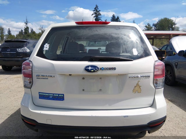 45764128 :رقم المزاد ، JF2SJAAC1JG424706 vin ، 2018 Subaru Forester 2.5i مزاد بيع