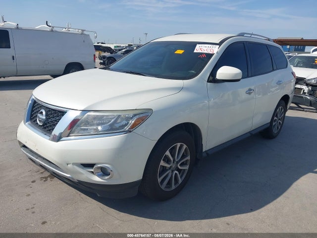 2015 Nissan Pathfinder Sv მანქანა იყიდება აუქციონზე, vin: 5N1AR2MM6FC721672, აუქციონის ნომერი: 45764157