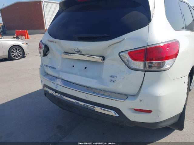2015 Nissan Pathfinder Sv მანქანა იყიდება აუქციონზე, vin: 5N1AR2MM6FC721672, აუქციონის ნომერი: 45764157
