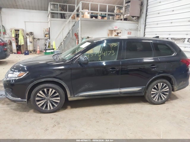 45764173 :رقم المزاد ، JA4AZ3A38KZ021045 vin ، 2019 Mitsubishi Outlander Es مزاد بيع