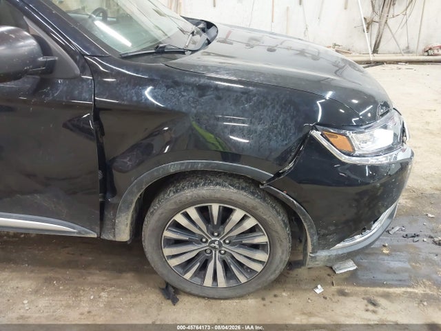 45764173 :رقم المزاد ، JA4AZ3A38KZ021045 vin ، 2019 Mitsubishi Outlander Es مزاد بيع