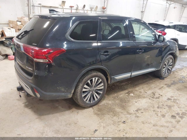 45764173 :رقم المزاد ، JA4AZ3A38KZ021045 vin ، 2019 Mitsubishi Outlander Es مزاد بيع