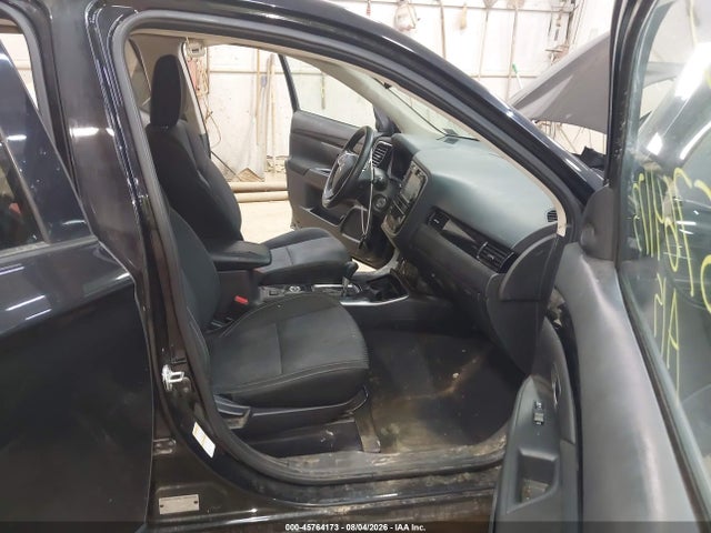 45764173 :رقم المزاد ، JA4AZ3A38KZ021045 vin ، 2019 Mitsubishi Outlander Es مزاد بيع