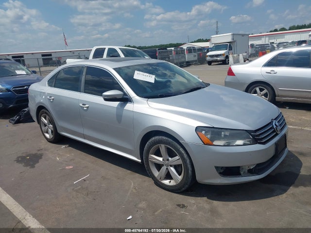 Продаж на аукціоні авто 2013 Volkswagen Passat 2.5l Se, vin: 1VWBH7A33DC006041, номер лоту: 45764192