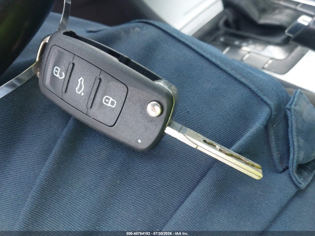 45764192 :رقم المزاد ، 1VWBH7A33DC006041 vin ، 2013 Volkswagen Passat 2.5l Se مزاد بيع