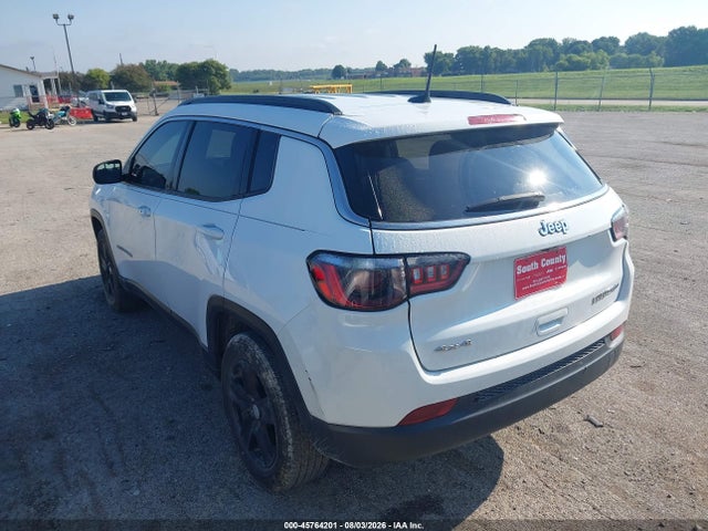 Продаж на аукціоні авто 2022 Jeep Compass Latitude 4x4, vin: 3C4NJDBB0NT155361, номер лоту: 45764201