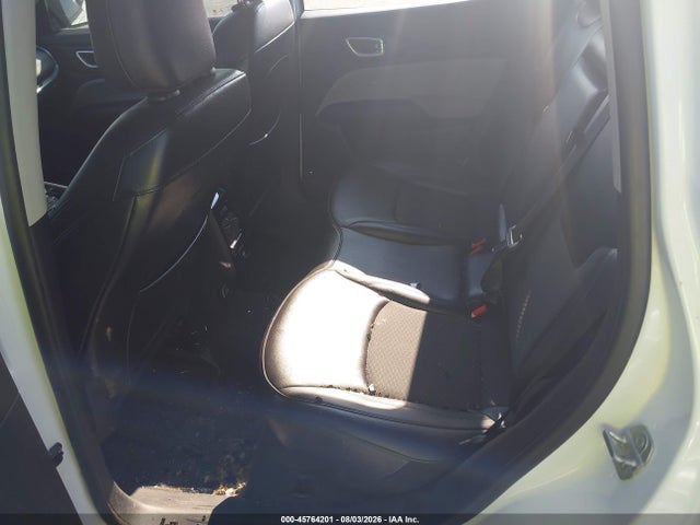 Продаж на аукціоні авто 2022 Jeep Compass Latitude 4x4, vin: 3C4NJDBB0NT155361, номер лоту: 45764201