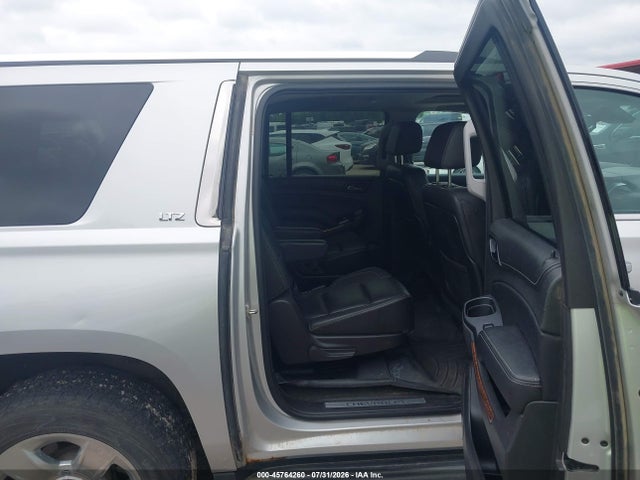 45764260 :رقم المزاد ، 1GNSKKKC7FR215117 vin ، 2015 Chevrolet Suburban Ltz مزاد بيع