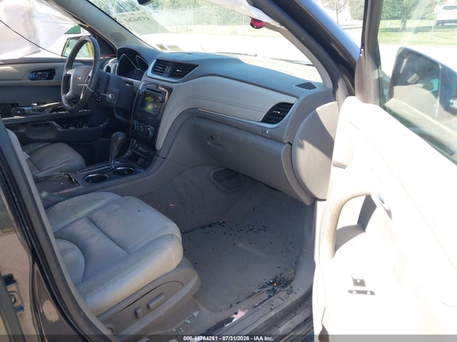 2016 Chevrolet Traverse 2lt მანქანა იყიდება აუქციონზე, vin: 1GNKRHKD5GJ252240, აუქციონის ნომერი: 45764261