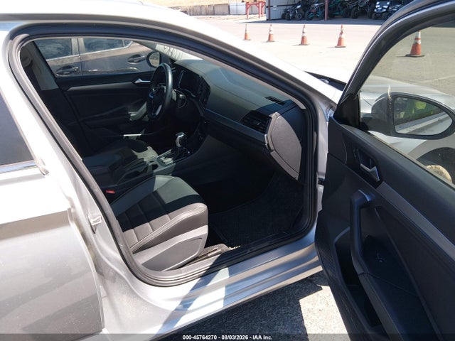 Auction sale of the 2022 Volkswagen Jetta 1.5t Se, vin: 3VW7M7BUXNM011858, lot number: 45764270