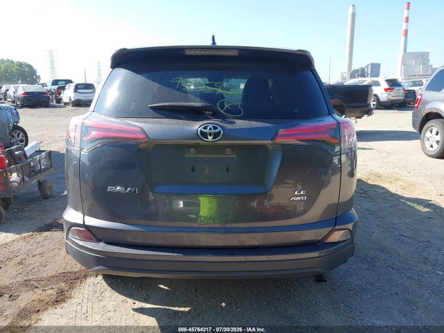 45764317 :رقم المزاد ، JTMBFREV3JJ726592 vin ، 2018 Toyota Rav4 Le مزاد بيع