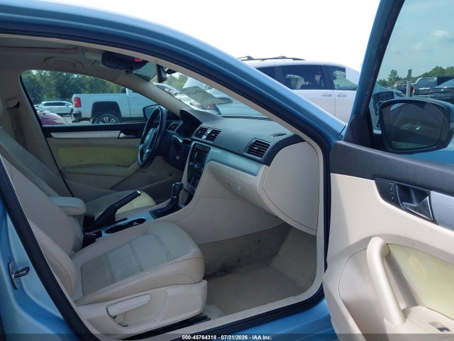 Продажа на аукционе авто 2013 Volkswagen Passat 2.0l Tdi Se, vin: 1VWBN7A39DC044298, номер лота: 45764318