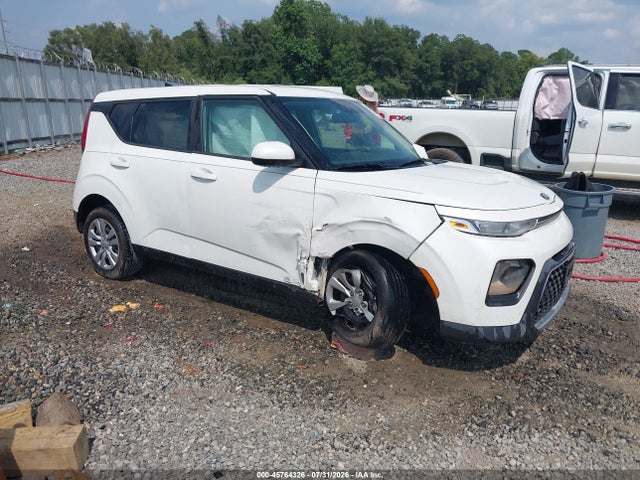 Auction sale of the 2020 Kia Soul Lx, vin: KNDJ23AU7L7120858, lot number: 45764326