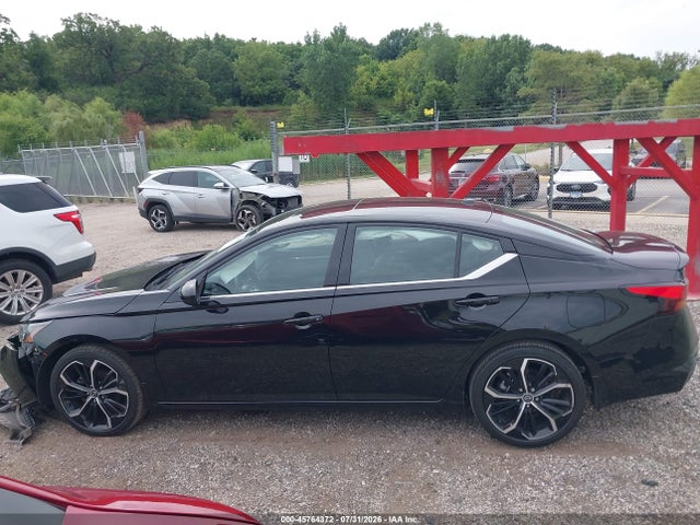 45764372 :رقم المزاد ، 1N4BL4CVXPN402867 vin ، 2023 Nissan Altima Sr Fwd مزاد بيع