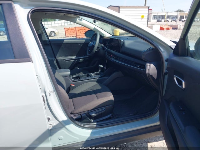 Продажа на аукционе авто 2026 Kia K4 Lxs, vin: 3KPFT4DE8TE272516, номер лота: 45764398