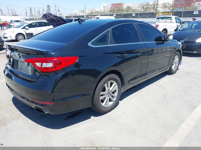 Hyundai SONATA SE 2017 5NPE24AF2HH448975 Image 4