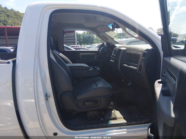 Auction sale of the 2018 Ram 2500 Tradesman  4x4 8' Box, vin: 3C6MR5AJXJG308471, lot number: 45764465