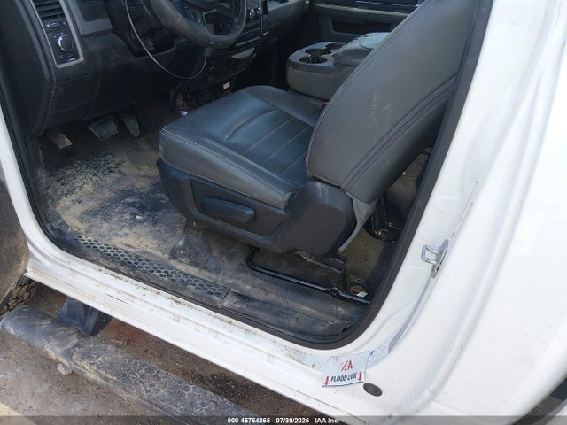 Auction sale of the 2018 Ram 2500 Tradesman  4x4 8' Box, vin: 3C6MR5AJXJG308471, lot number: 45764465