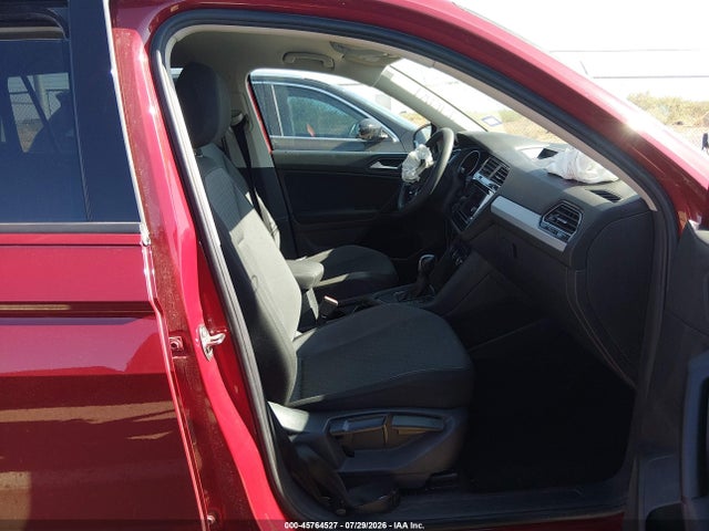 45764527 :رقم المزاد ، 3VV1B7AX9KM121825 vin ، 2019 Volkswagen Tiguan 2.0t S مزاد بيع