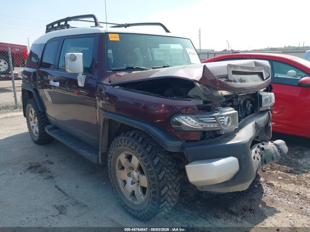 45764547 :رقم المزاد ، JTEBU11F470100615 vin ، 2007 Toyota Fj Cruiser مزاد بيع