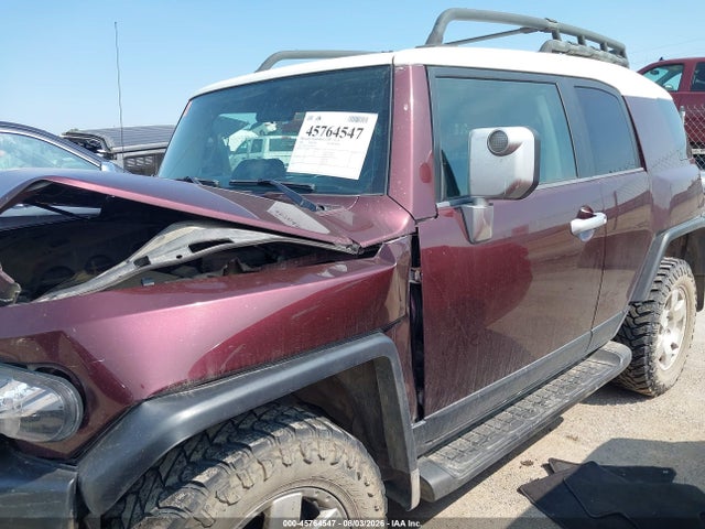 45764547 :رقم المزاد ، JTEBU11F470100615 vin ، 2007 Toyota Fj Cruiser مزاد بيع