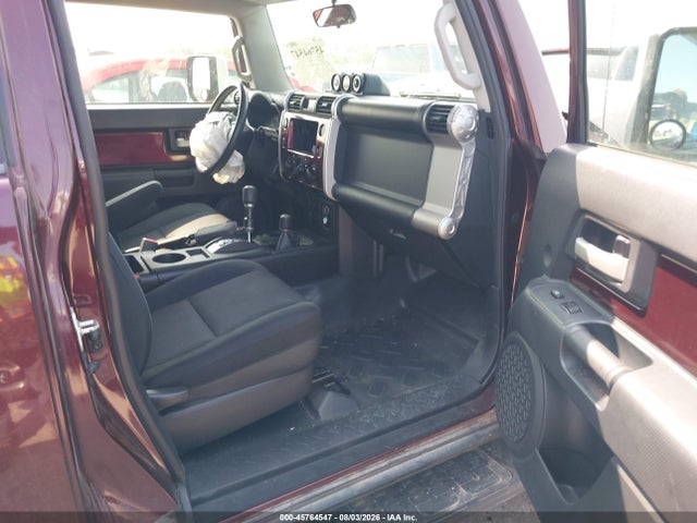 45764547 :رقم المزاد ، JTEBU11F470100615 vin ، 2007 Toyota Fj Cruiser مزاد بيع
