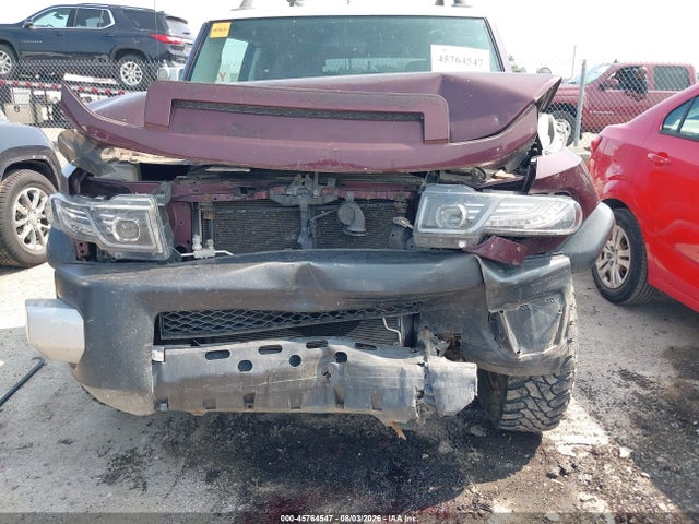 45764547 :رقم المزاد ، JTEBU11F470100615 vin ، 2007 Toyota Fj Cruiser مزاد بيع