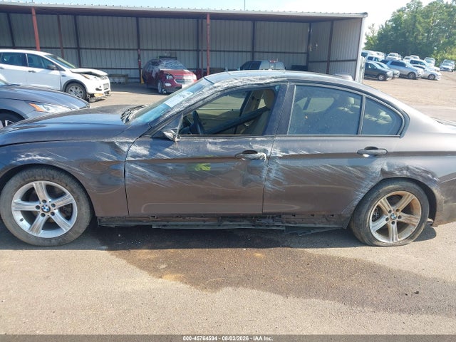 2013 Bmw 328i მანქანა იყიდება აუქციონზე, vin: WBA3A5C59DF356235, აუქციონის ნომერი: 45764594