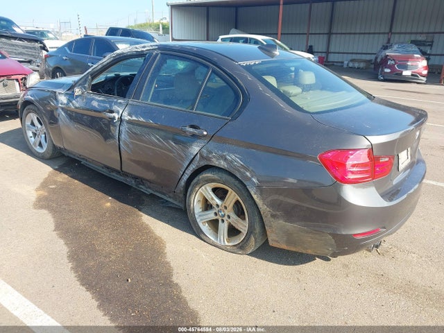 2013 Bmw 328i მანქანა იყიდება აუქციონზე, vin: WBA3A5C59DF356235, აუქციონის ნომერი: 45764594