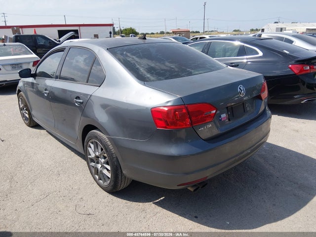 2014 Volkswagen Jetta 1.8t Se მანქანა იყიდება აუქციონზე, vin: 3VWD17AJ7EM227976, აუქციონის ნომერი: 45764596