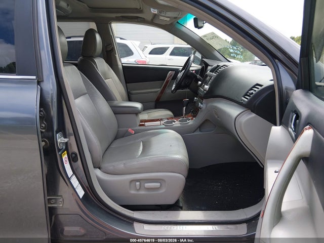 45764619 :رقم المزاد ، 5TDDK3EH8BS090283 vin ، 2011 Toyota Highlander Limited V6 مزاد بيع