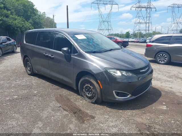 Продаж на аукціоні авто 2018 Chrysler Pacifica L, vin: 2C4RC1AG4JR262045, номер лоту: 45764623
