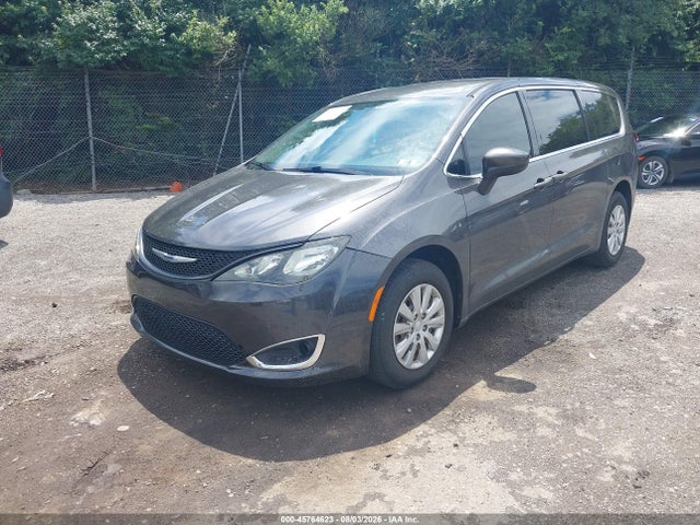 Продаж на аукціоні авто 2018 Chrysler Pacifica L, vin: 2C4RC1AG4JR262045, номер лоту: 45764623