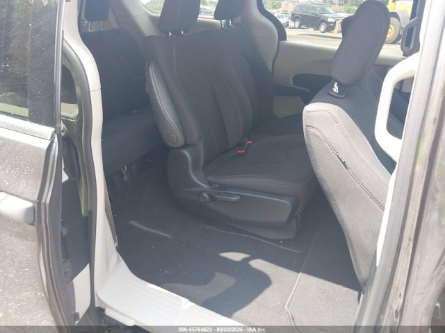 Продаж на аукціоні авто 2018 Chrysler Pacifica L, vin: 2C4RC1AG4JR262045, номер лоту: 45764623
