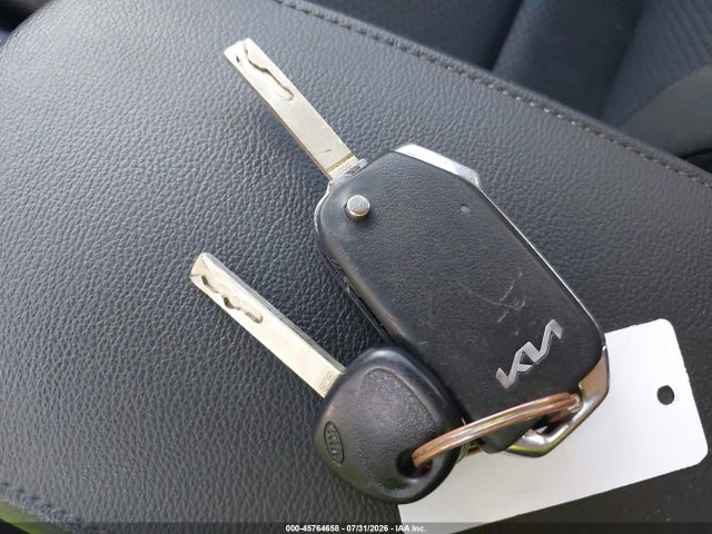 2022 Kia Soul Lx მანქანა იყიდება აუქციონზე, vin: KNDJ23AU9N7153637, აუქციონის ნომერი: 45764658