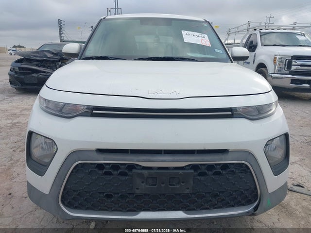 2022 Kia Soul Lx მანქანა იყიდება აუქციონზე, vin: KNDJ23AU9N7153637, აუქციონის ნომერი: 45764658