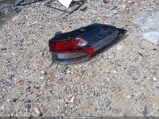 45764679 :رقم المزاد ، 7MUCAABG2TV171401 vin ، 2026 Toyota Corolla Cross Le مزاد بيع